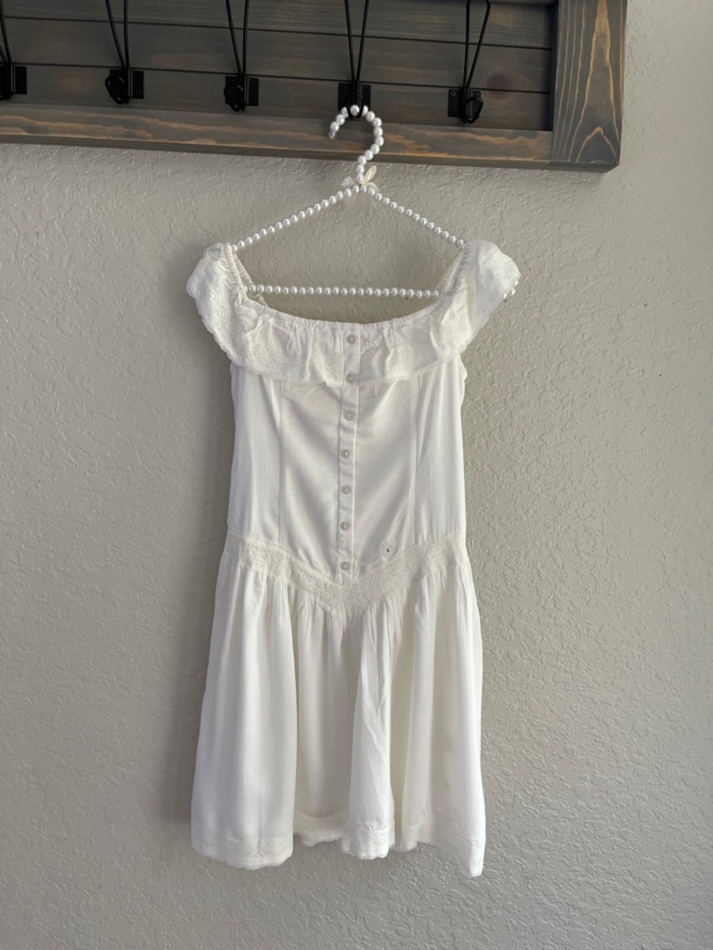 NWT Aeropostale White Off-Shoulder Button-Front Mini Dress